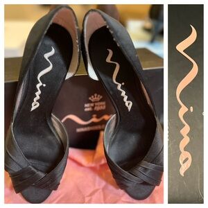 Nina Elegant Black Peep-Toe Heels